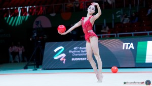 piergentili anna ita sfe01580 copia simone ferraro ph